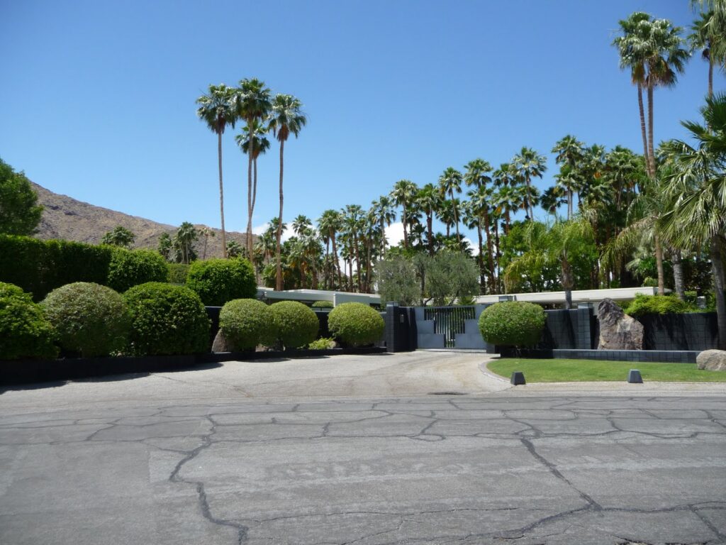 “Ocean’s Eleven” House gallery image 4