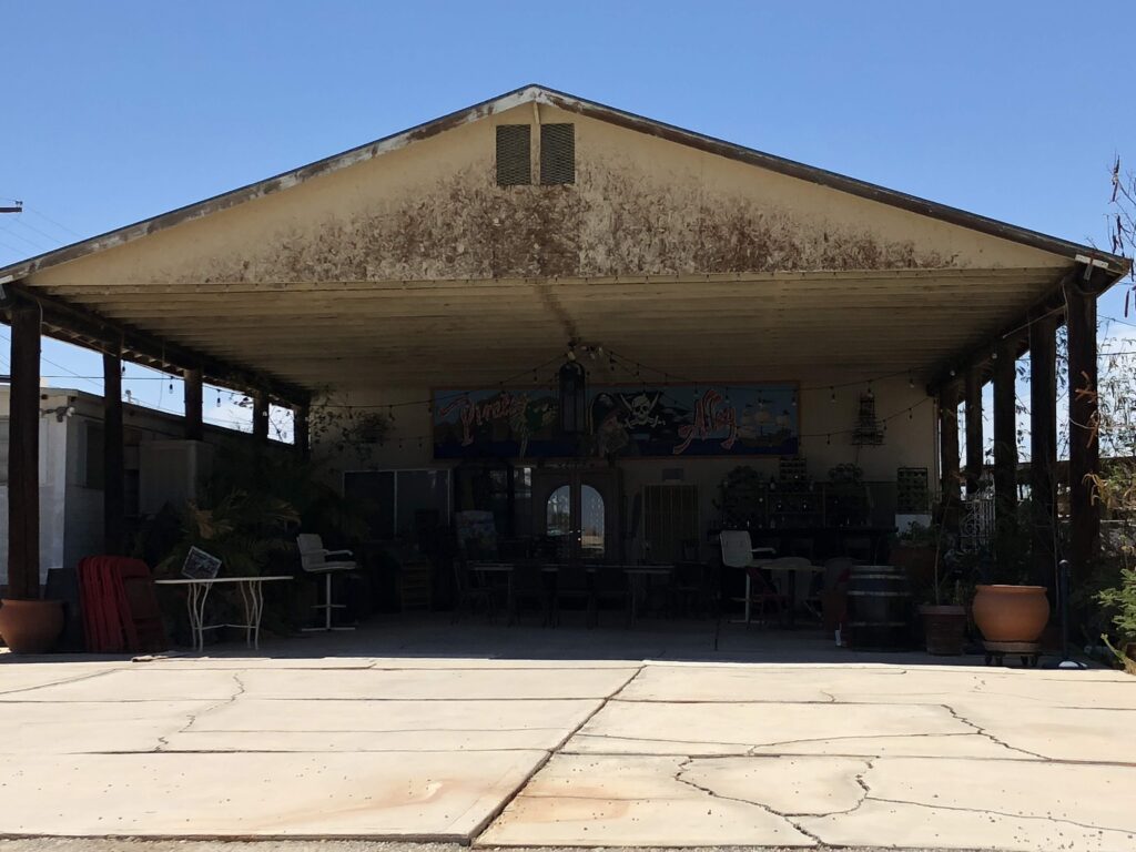 Bombay Beach gallery image 12
