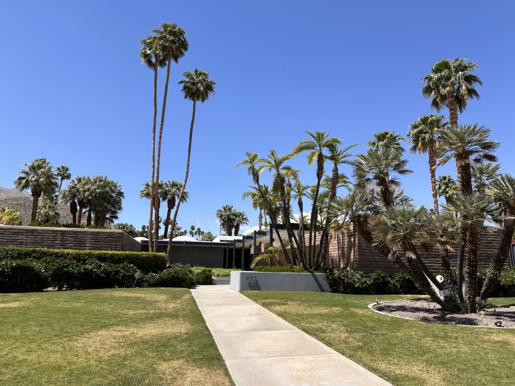 Dinah Shore Estate gallery image 3