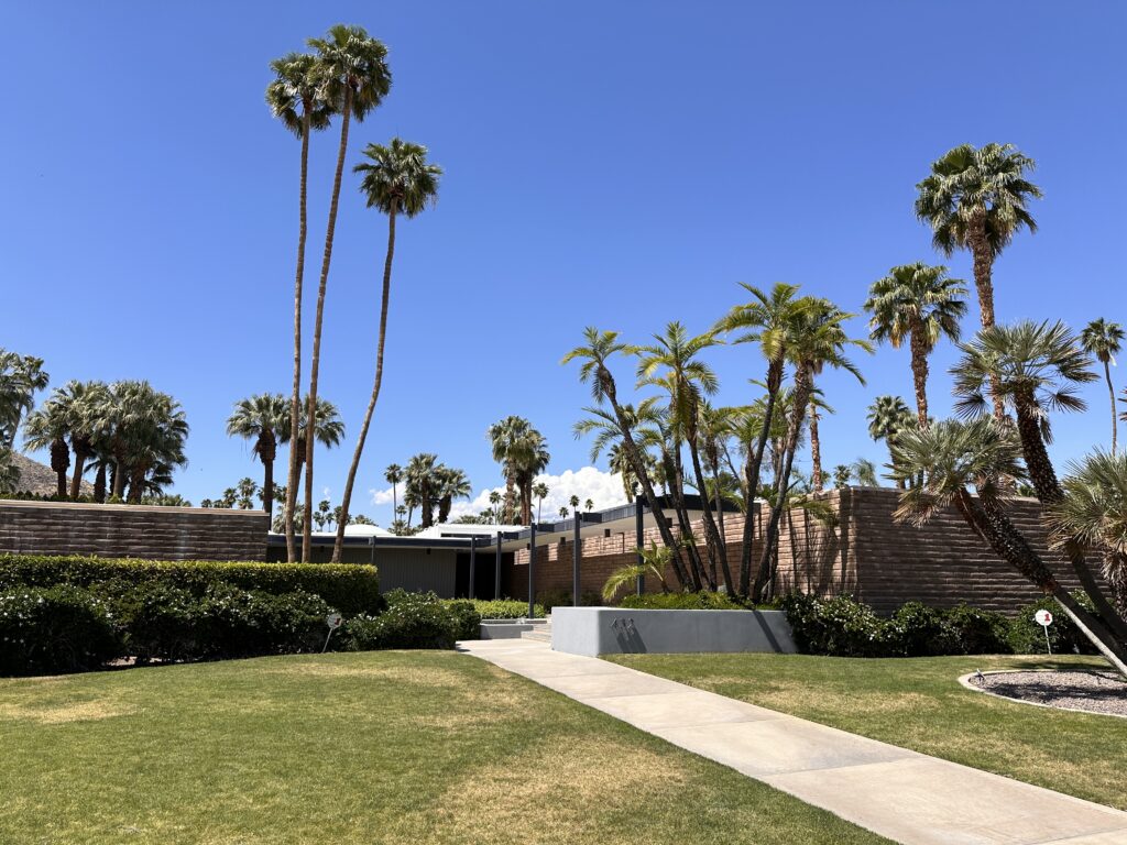 Dinah Shore Estate gallery image 2