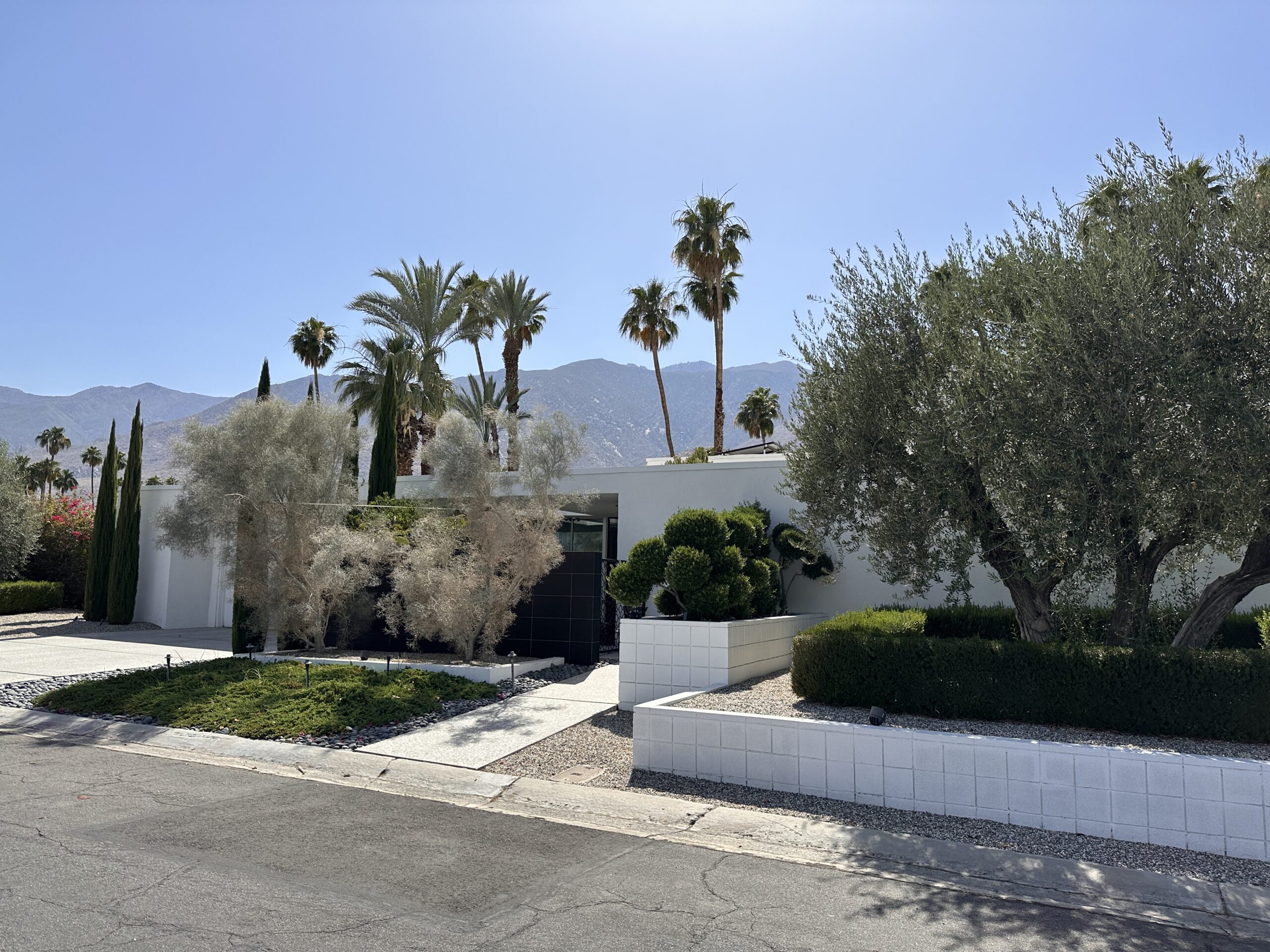 “American Gigolo” House