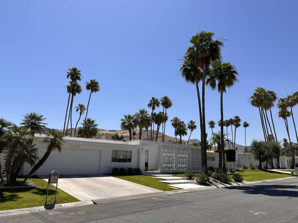 “High Desert” House gallery image 1