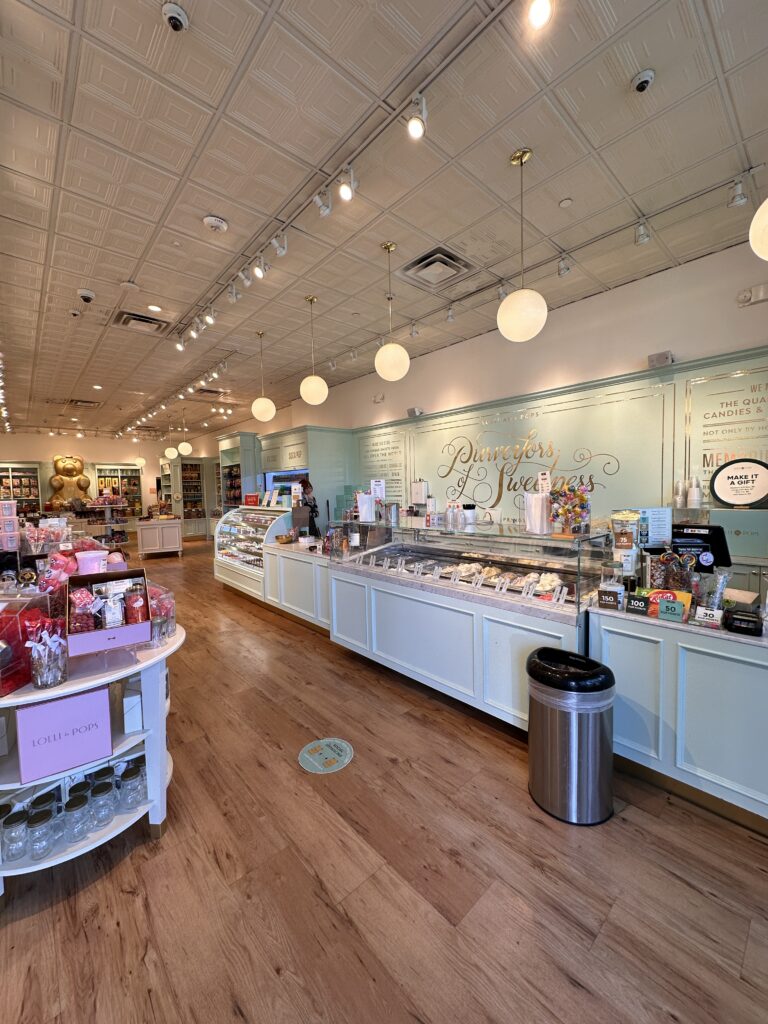Lolli & Pops gallery image 2