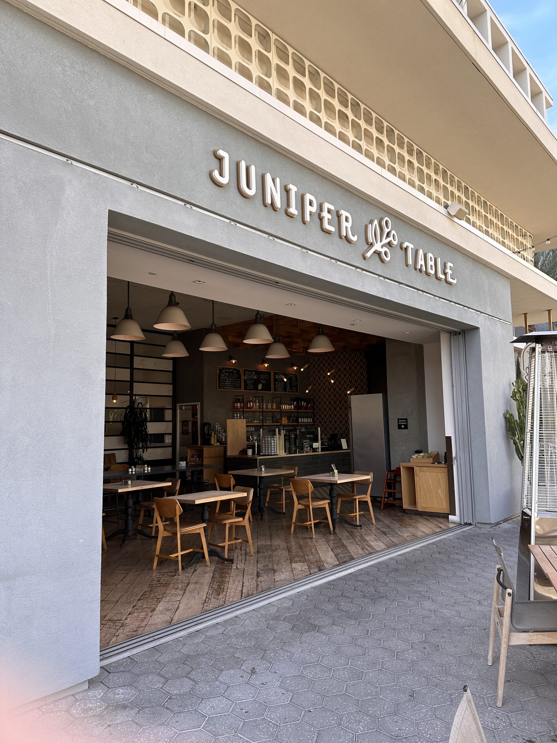Juniper Table gallery image 2