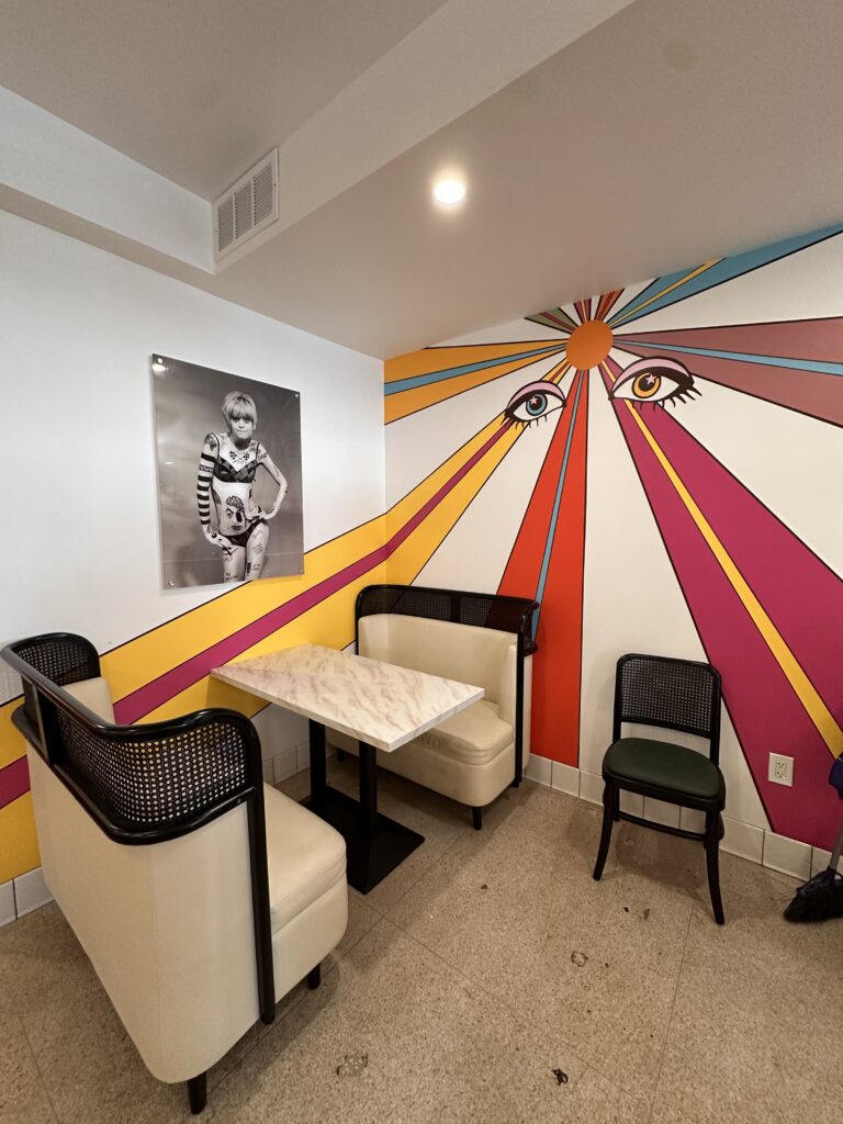 Hot Lips Coffee Shop gallery image 6