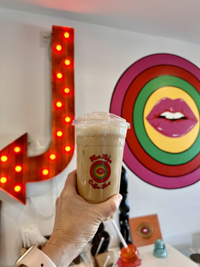 Hot Lips Coffee Shop gallery image 1