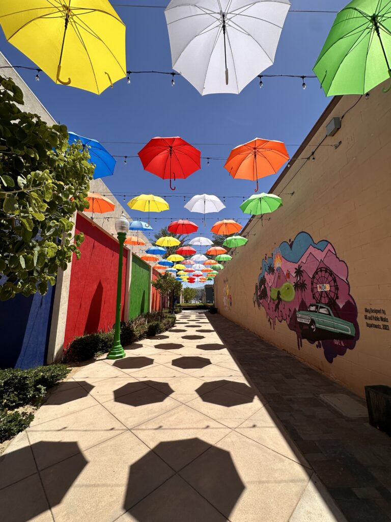 “Happy Alley” gallery image 6