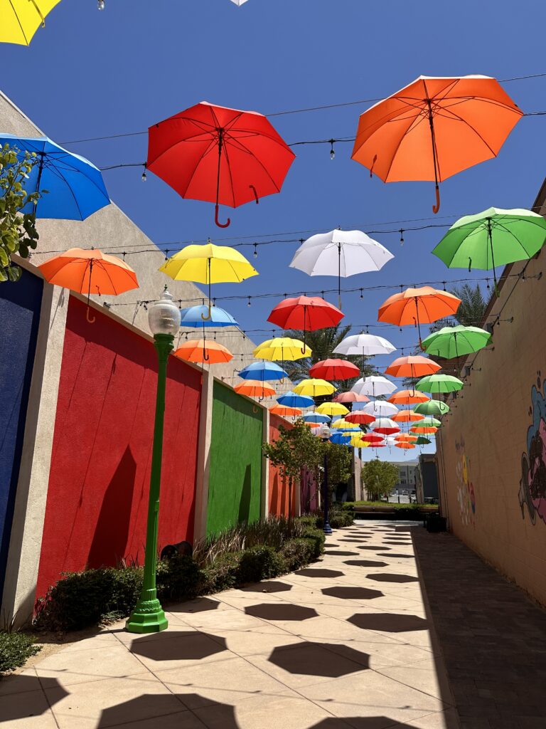 “Happy Alley” gallery image 5
