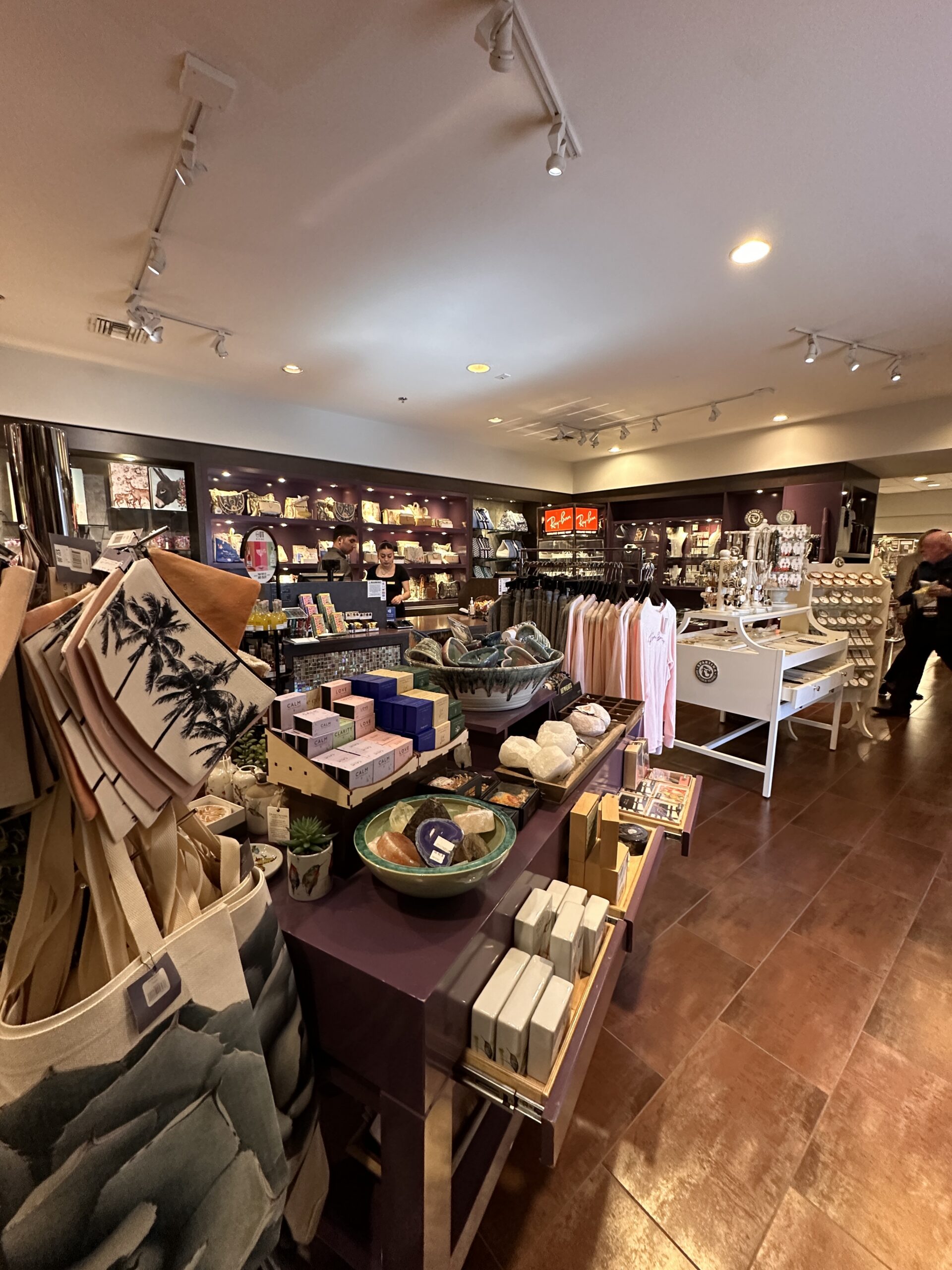 Jw Marriott Desert Springs Resort Lobby Shop gallery image 3