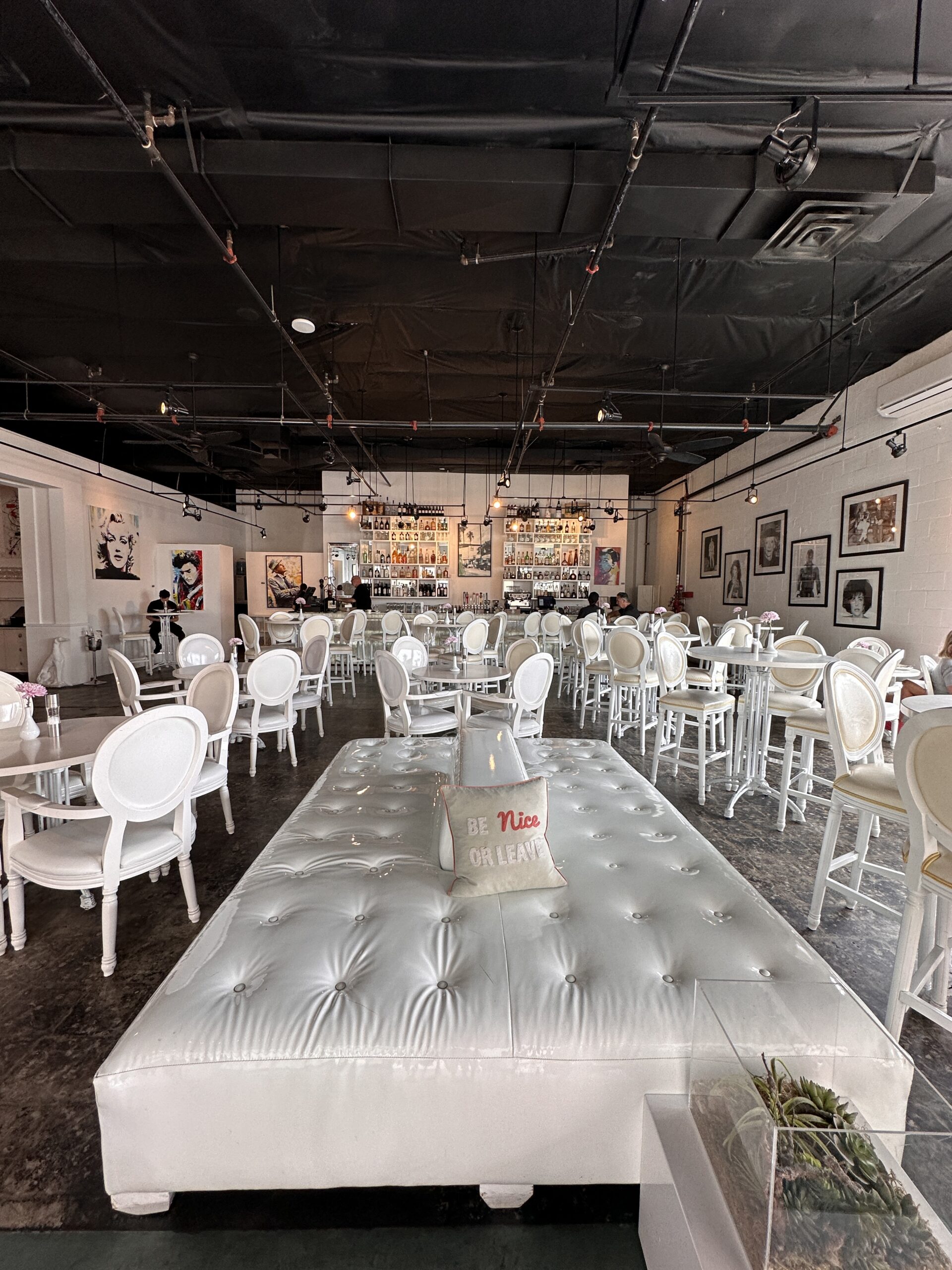 EIGHT4NINE Restaurant &amp; Lounge gallery image 2