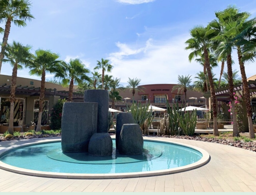 El Paseo Shopping District