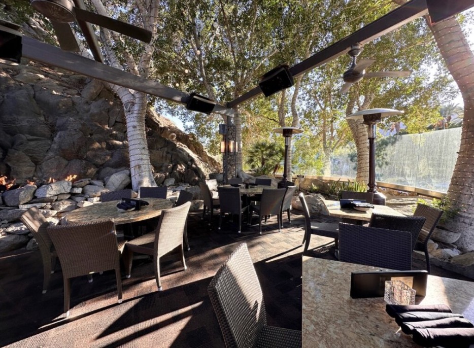 La Quinta Cliffhouse
